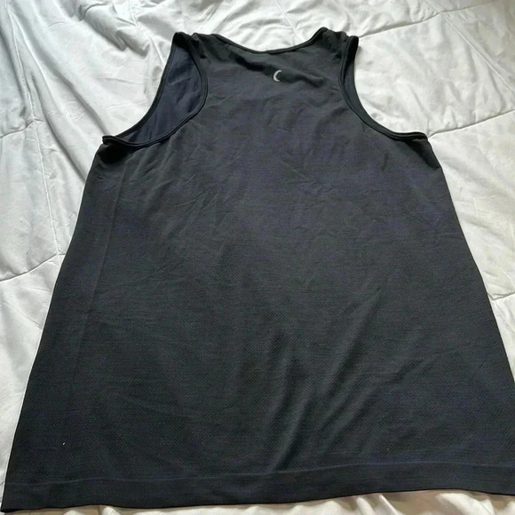 Zyia black copper charged seamless tank size small - Picture 4 of 5